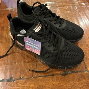 Skechers Black Athletic Shoes ladies 6.5 new